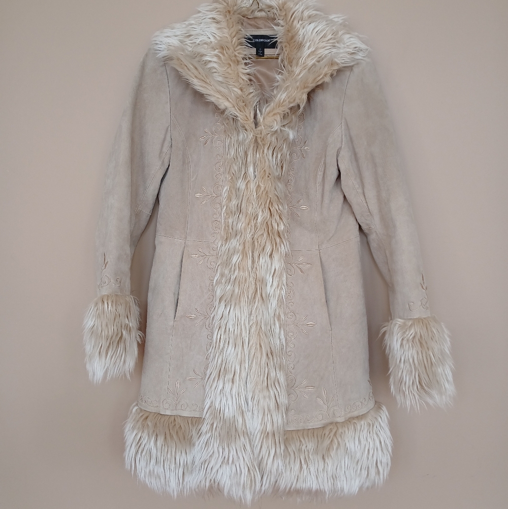Women's Cream Faux Fur Trim Coat